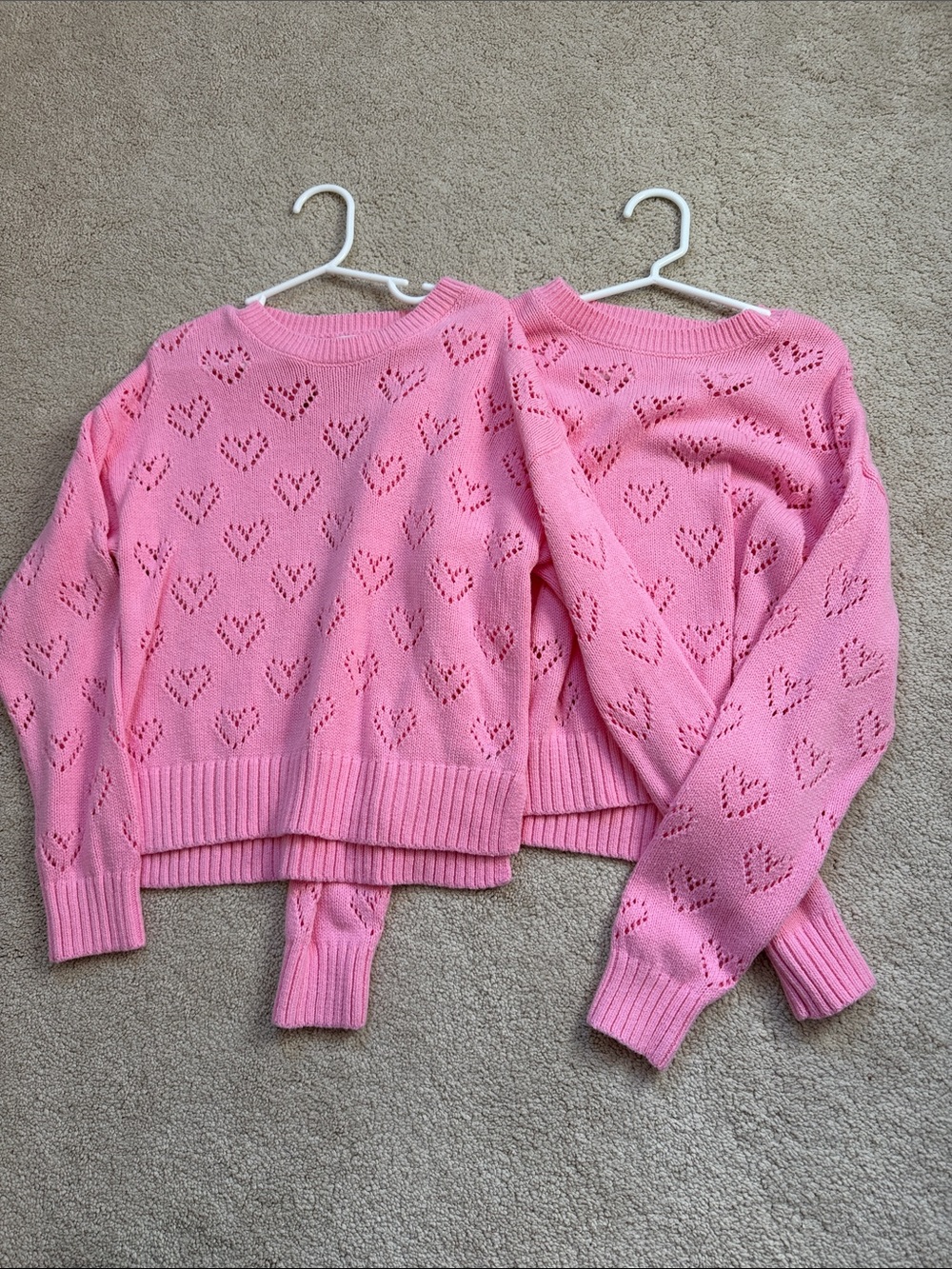 Pink Heart-Pattern Knit Sweater - girls Crewneck/ size M 8
